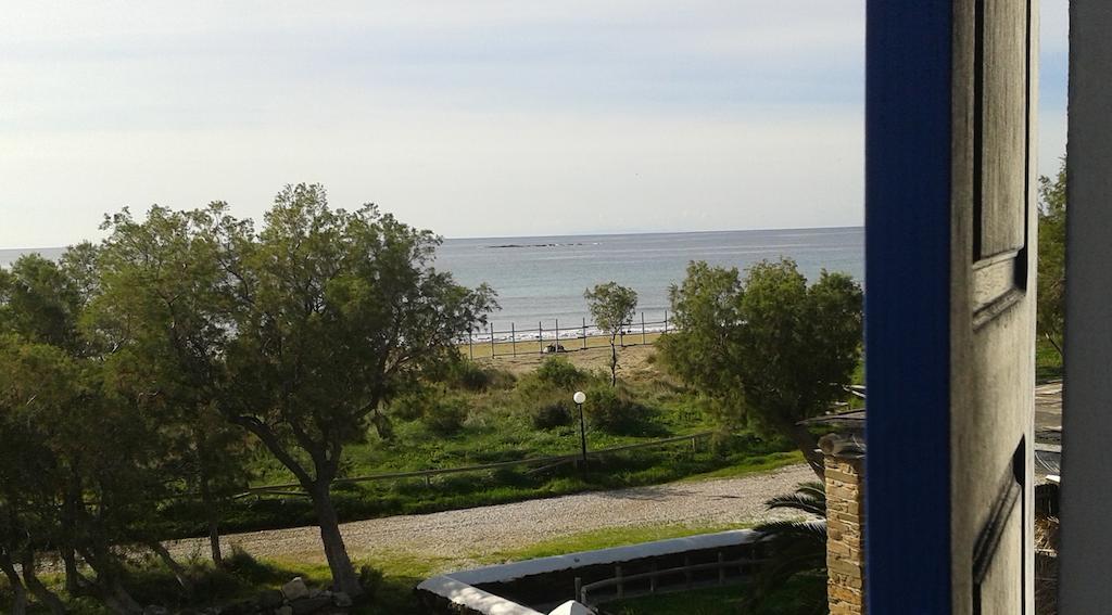 Nostos Beachfront Apartments&Studios Agios Ioannis  Exterior foto